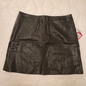 Vince Camuto New With Tags size 12 "leather" skirt